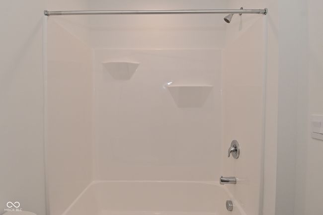 full bath featuring tub / shower combination | Image 29