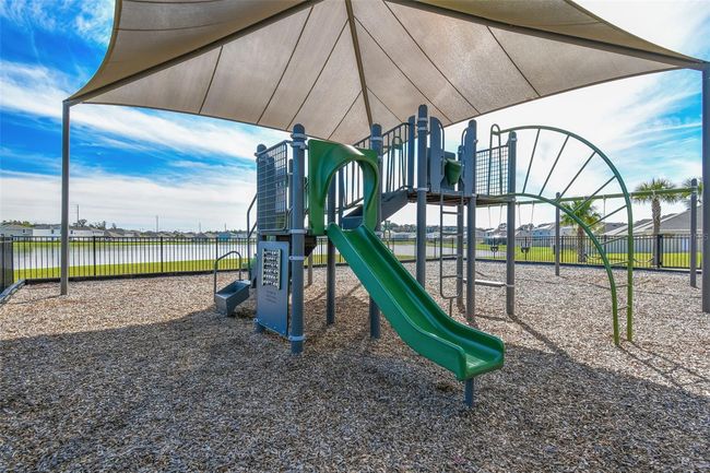 8034 Broad Pointe Dr, House other with 3 bedrooms, 2 bathrooms and null parking in ZEPHYRHILLS FL | Image 38