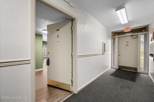 j134-1935 Gardiner Ln, Louisville, KY, 40205-2823 | Card Image