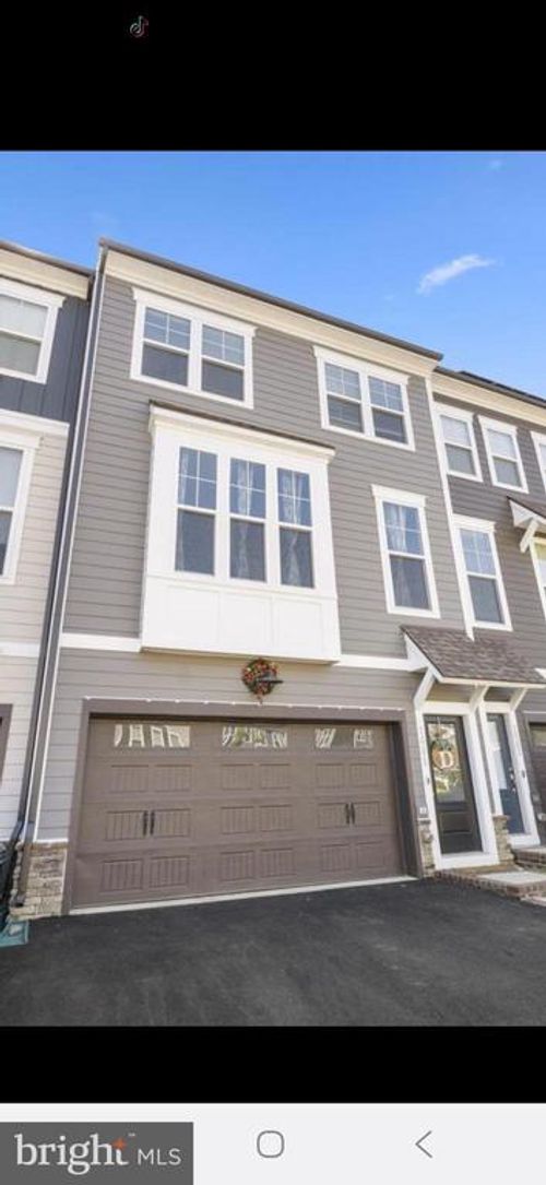 1661 Aspen Poplar Rd, DUMFRIES, VA, 22026-2845 | Card Image