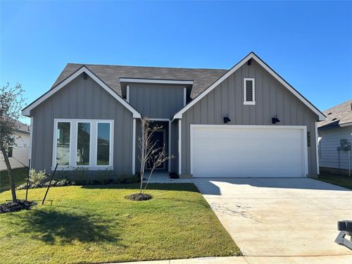 313 Doss Dr, Rockdale, TX, 76567-2426 | Card Image