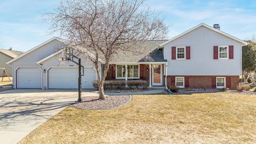 3650 N Chappell Drive, GRAND CHUTE, WI, 54914 | Card Image