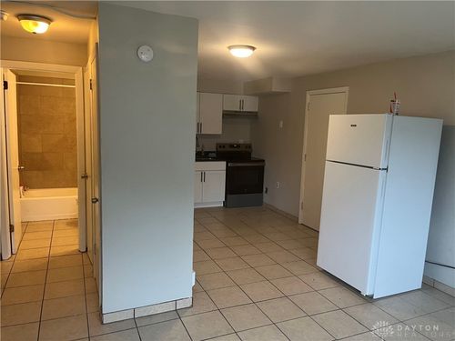 apt-2-445 Hunter Ave, Dayton, OH, 45404-1567 | Card Image