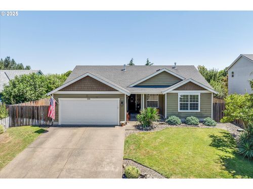 2806 Revere St, Woodburn, OR, 97071-7731 | Card Image