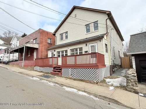 212-210-212 Center Ave, Plymouth, PA, 18651-1202 | Card Image