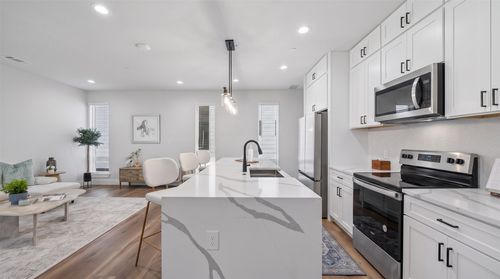 104-5633 Live Oak, Dallas, TX, 75206 | Card Image