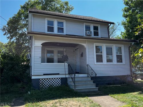 423 W 32nd St, Lorain, OH, 44055-1125 | Card Image