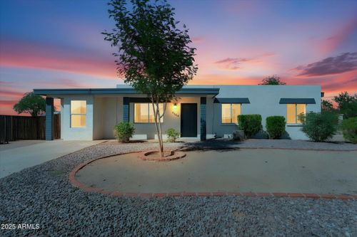 9554 E Dallas St, Mesa, AZ, 85207-6113 | Card Image