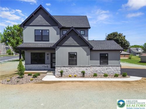 875 7th Street, Whitehall Twp, PA, 18052 | Card Image