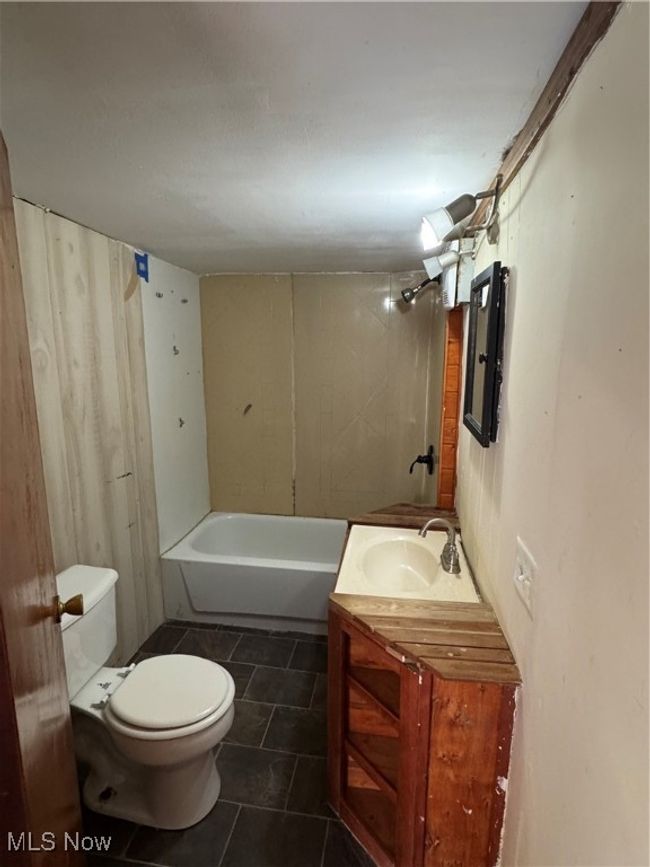 982 Fulls Frk, House other with 2 bedrooms, 1 bathrooms and null parking in Le Roy WV | Image 17