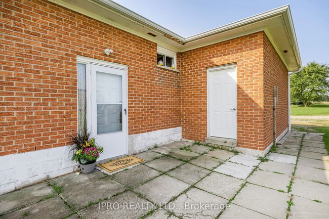 433457 4 Th Line, Home with 6 bedrooms, 3 bathrooms and 20 parking in Amaranth ON | Image 13