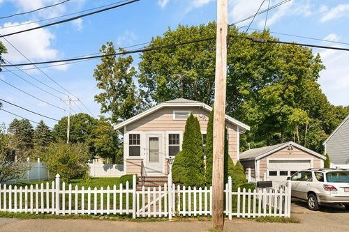 8 Plain St, Randolph, MA, 02368-4922 | Card Image