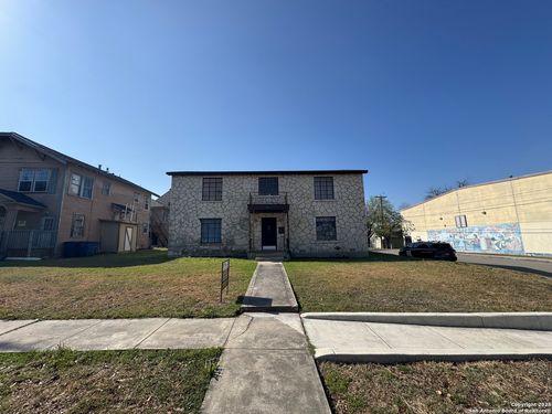 2-944 W Huisache, San Antonio, TX, 78201 | Card Image