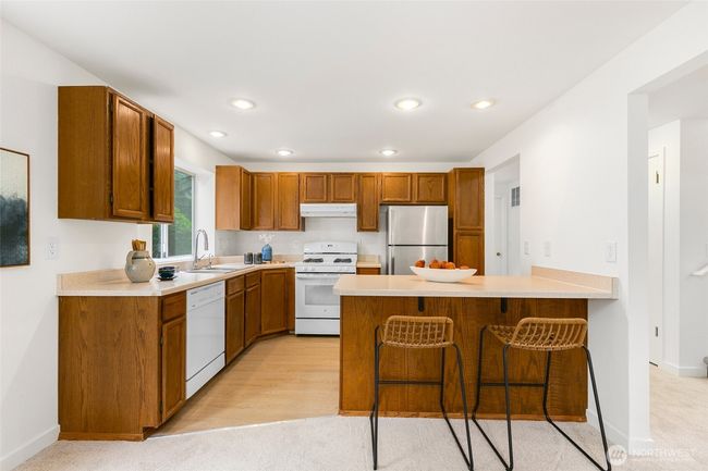 20039 99 Th Ct Ne, House other with 3 bedrooms, 3 bathrooms and 2 parking in Bothell WA | Image 12