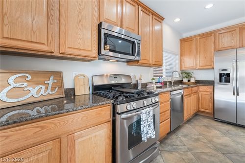 120 Sharp Edge Ave, North Las Vegas, NV, 89031-6870 | Card Image