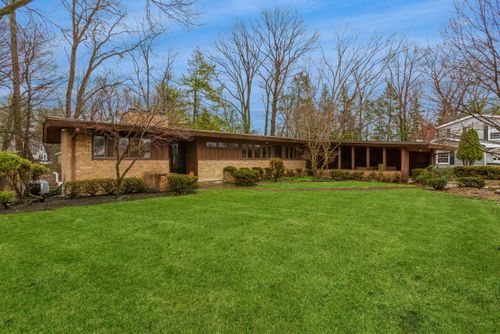 1301 Lewis Ave, Saint Joseph, MI, 49085-1766 | Card Image