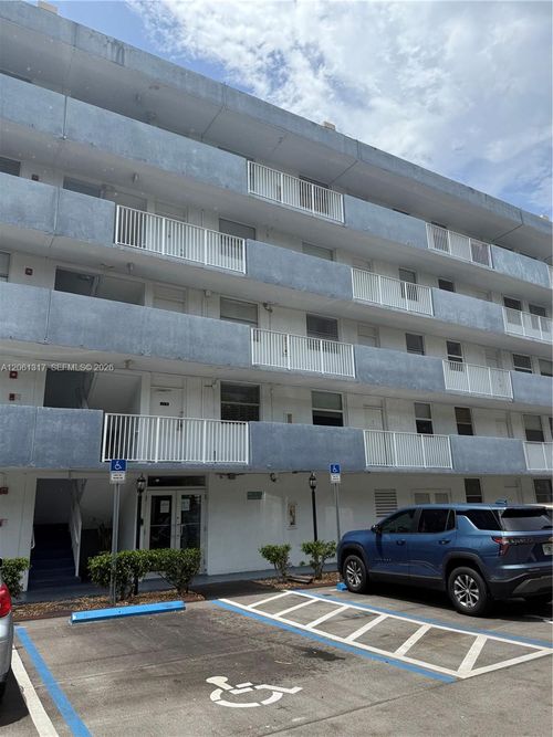 115-1801 S Treasure Dr, North Bay Village, FL, 33141-4319 | Card Image