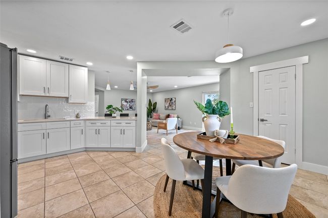 7065 Wheatfield Way, House other with 4 bedrooms, 2 bathrooms and null parking in Kyle TX | Image 6