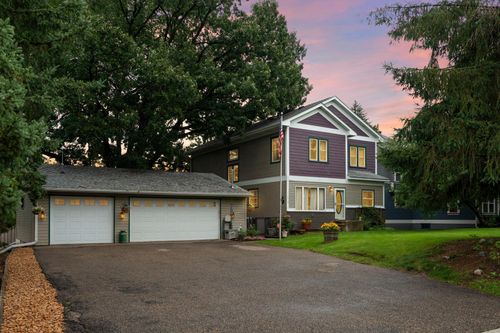 1608 E Shore Dr, Saint Paul, MN, 55106-1121 | Card Image