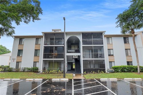 62-8203 Sun Spring Cir, ORLANDO, FL, 32825-4707 | Card Image