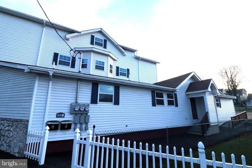 b-112 N Lehigh Ave, FRACKVILLE, PA, 17931-1426 | Card Image