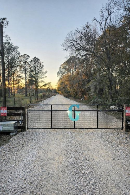 19788 Nw 91st St, Alachua, FL, 32615-4527 | Card Image