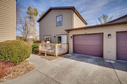 d-516 Pilgrim Ct, Johnson City, TN, 37601-7225 | Card Image