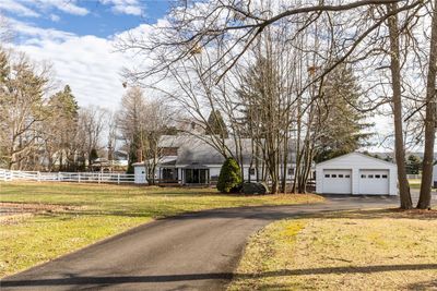 290 S Rebecca, House other with 5 bedrooms, 3 bathrooms and 4 parking in Saxonburg Boro PA | Image 3