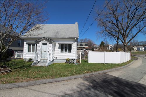 1 Pleasant View Avenue, Johnston, RI, 02919 | Card Image