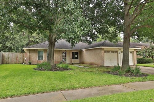 3134 Sedgeborough Dr, Katy, TX, 77449-6641 | Card Image