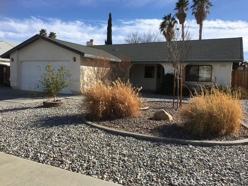 1105 Rebecca Ave, Ridgecrest, CA, 93555-5931 | Card Image