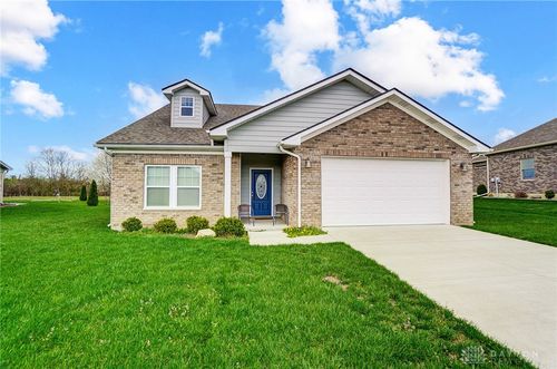 567 Golden Maple Ave, Brookville, OH, 45309-8785 | Card Image