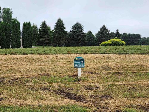 L121 Blue Victoria Drive, Windsor, WI, 53590 | Card Image