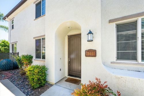 361-28440 Casselman Ln, Santa Clarita, CA, 91350-3226 | Card Image