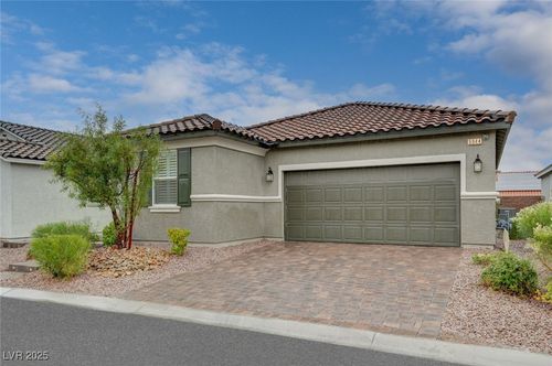 5944 Bruselas St, Las Vegas, NV, 89113-6671 | Card Image