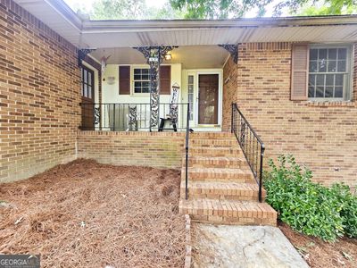 1825 Francis Road Sw, House other with 3 bedrooms, 2 bathrooms and null parking in Conyers GA | Image 2