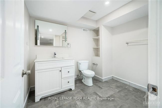 240 Trollius Way, House other with 6 bedrooms, 4 bathrooms and 4 parking in Gloucester ON | Image 26