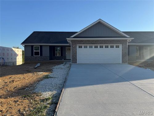 264 Railroad Street, Moscow Mills, MO, 63362 | Card Image