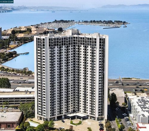 1226-6363 Christie Ave, Emeryville, CA, 94608-1921 | Card Image