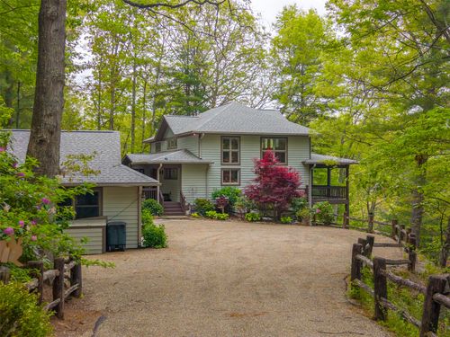 281 Glen Laurel Cir, Cullowhee, NC, 28723-0027 | Card Image
