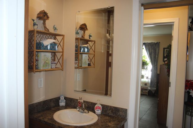 392 E Lake Ave, House other with 4 bedrooms, 2 bathrooms and null parking in Eagle Nest NM | Image 10