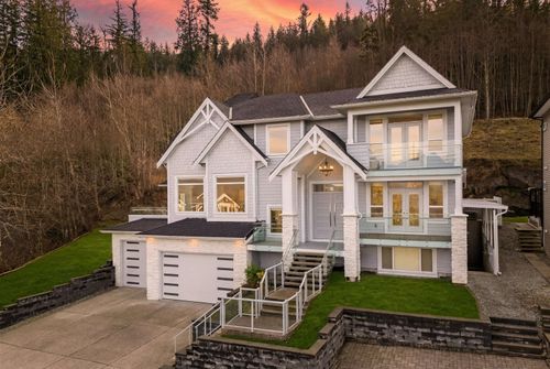 25540 Godwin Dr, Maple Ridge, BC, V2W1G9 | Card Image