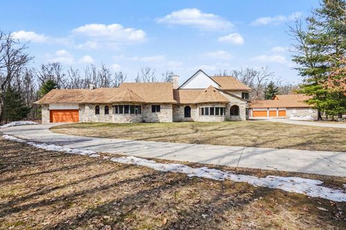 2404 W 10 1/2 Mile Rd, Irons, MI, 49644-8711 | Card Image