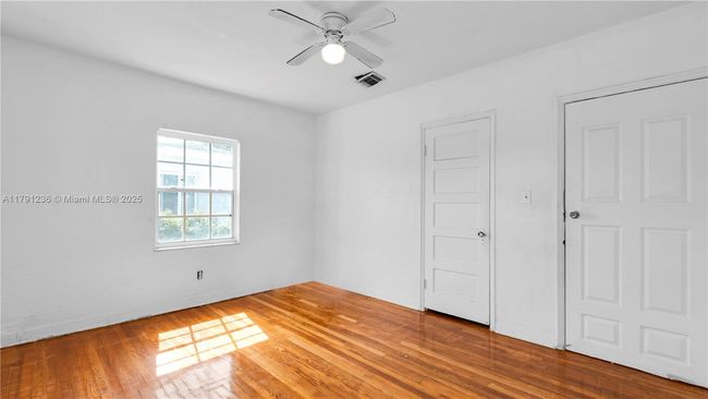 724 Nw 77 Th St, Home with 0 bedrooms, 0 bathrooms and 5 parking in Miami FL | Image 13
