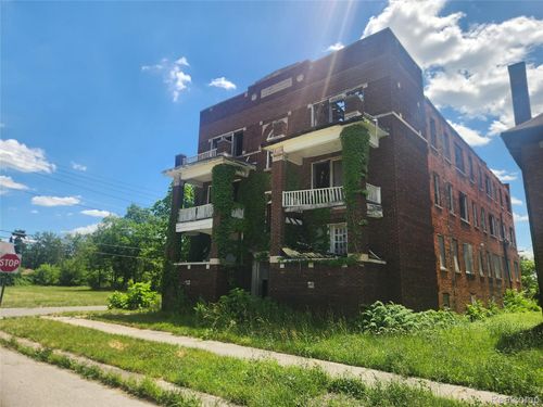 2903 Montgomery St, Detroit, MI, 48206-3730 | Card Image