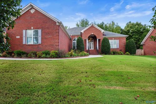 2514 Se Clifton Drive, Huntsville, AL, 35803 | Card Image