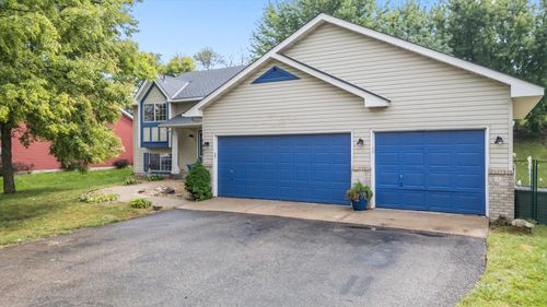 15071 Appaloosa Trl Ne, Prior Lake, MN, 55372-4105 | Card Image