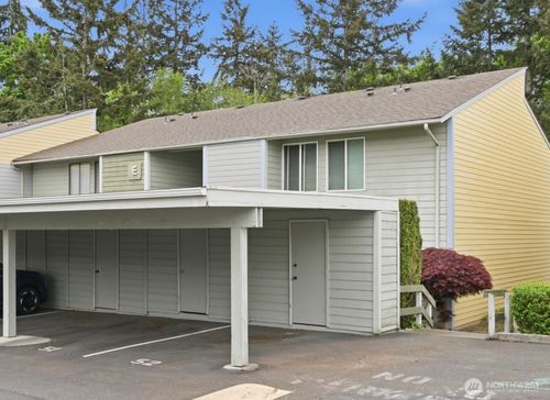 e101-14401 Se Petrovitsky Rd, Renton, WA, 98058-8913 | Card Image