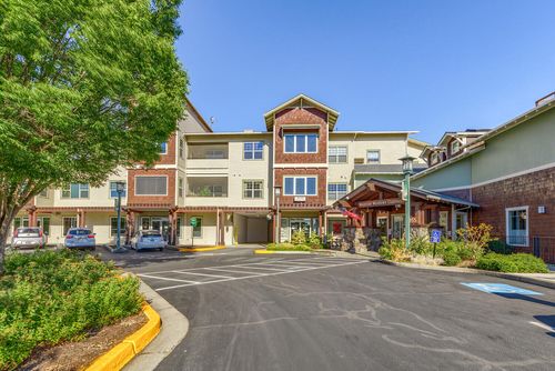 949 Golden Aspen Pl, Ashland, OR, 97520-9128 | Card Image