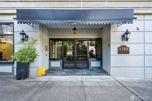 402-1310 10th St, Bellingham, WA, 98225-7011 | Card Image